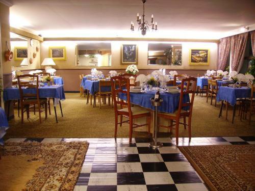 Hotel Restaurant Du Tourisme Latronquière Exteriér fotografie